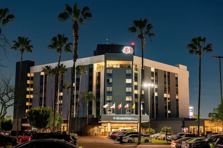 Hotel 2 of 81