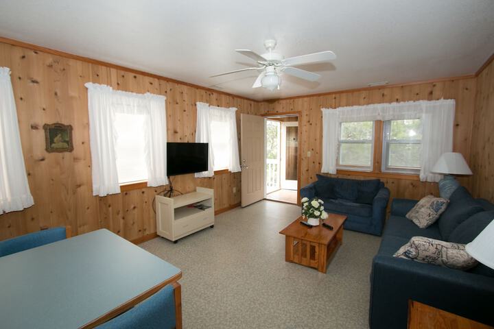 Room 140 of 156