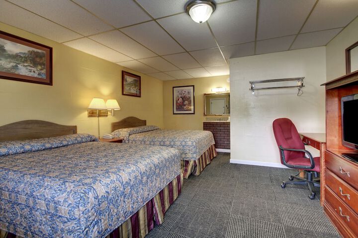 Room 9 of 21