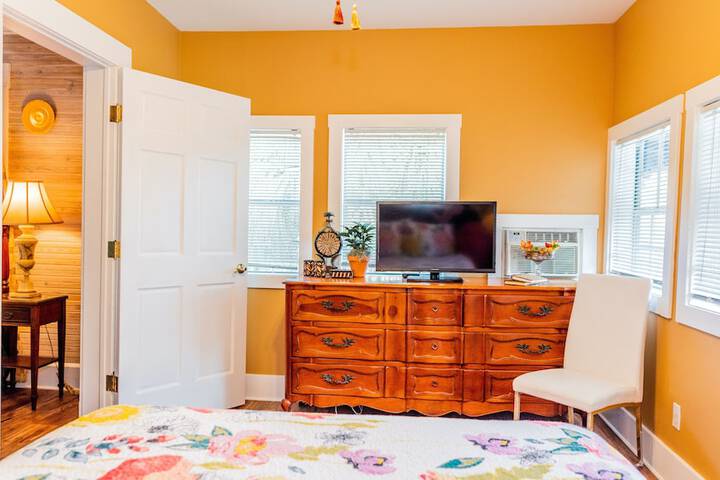 Room 73 of 143