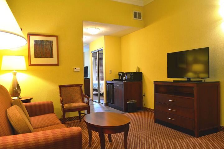 Room 28 of 59