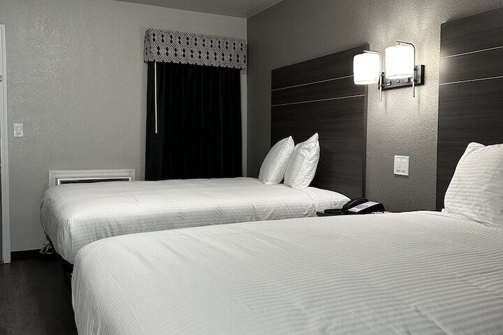 Room 7 of 22