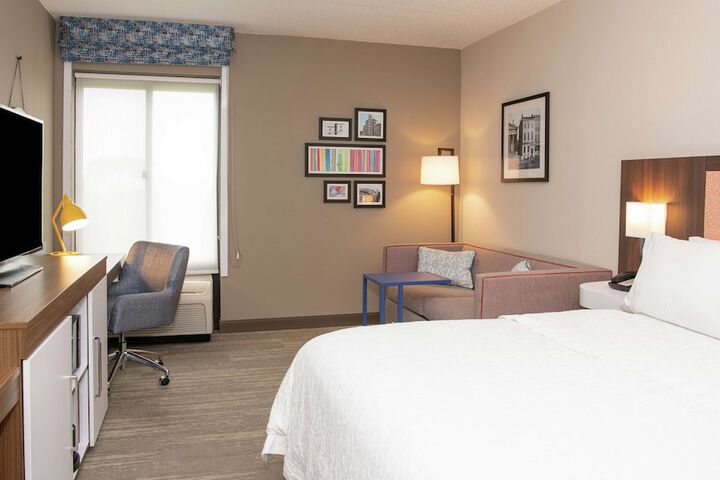 Hampton Inn Erie-South