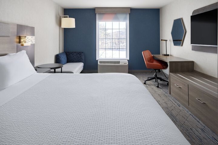 Room 25 of 65