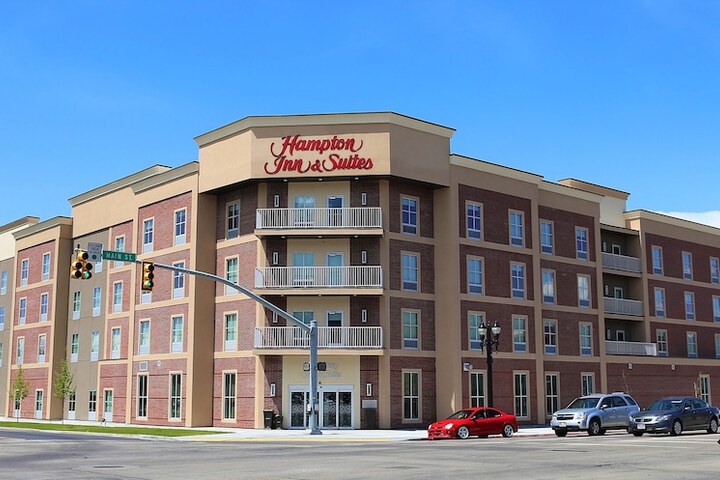 Hampton Inn & Suites Logan