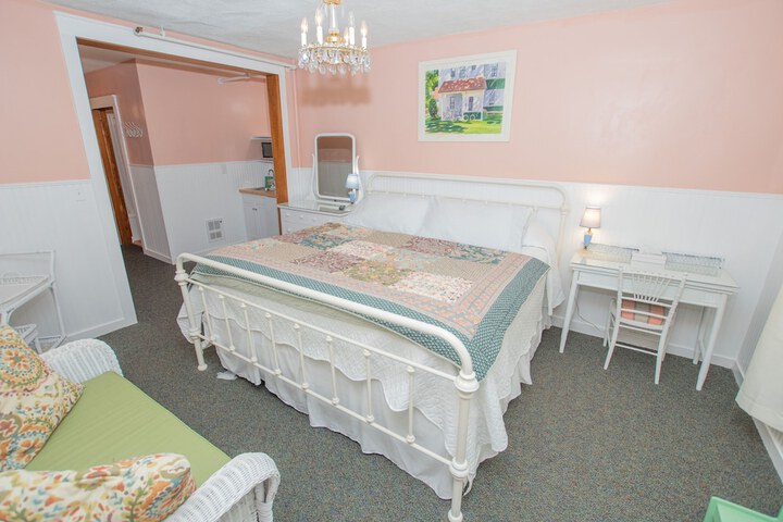 Room 67 of 162