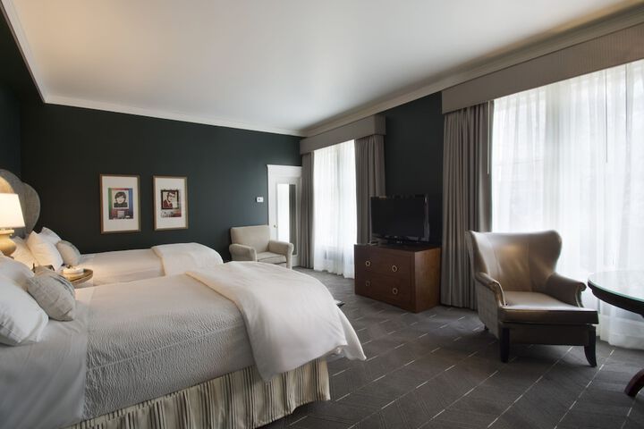 Room 42 of 68