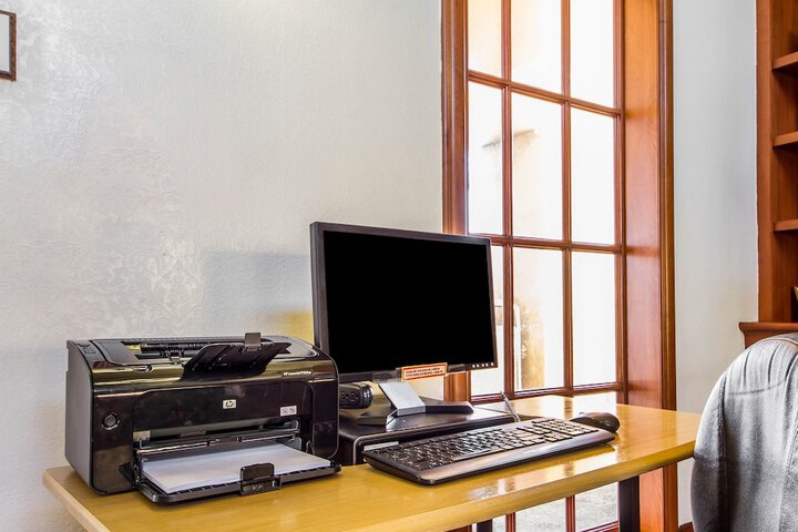Comfort Inn and Suites San Francisco Airport North