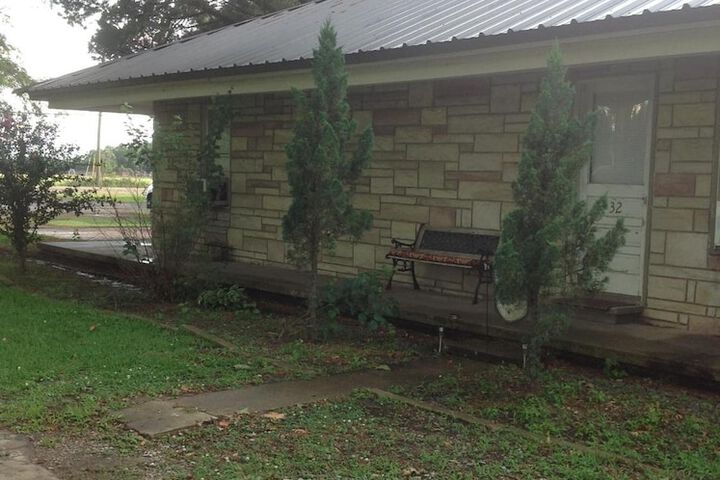 LAcadie Inn & RV Park