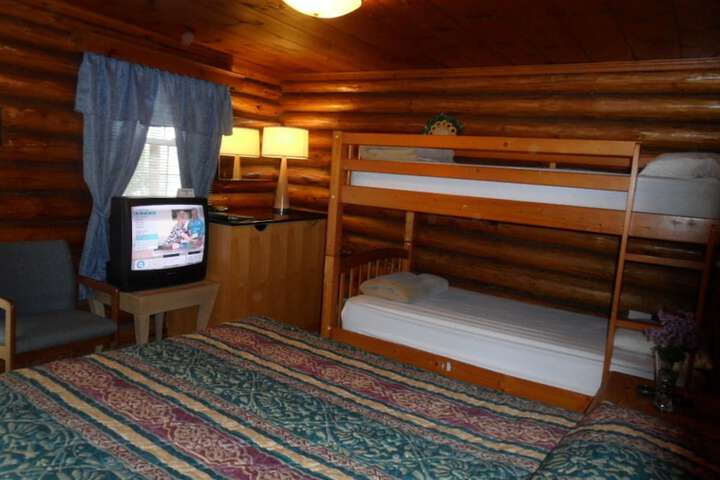 Room 22 of 98