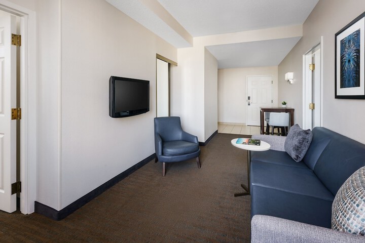 Room 27 of 52