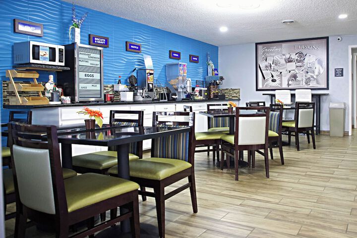 Express Inn Parsons