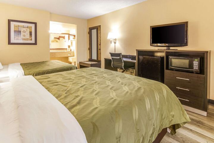 Room 15 of 31
