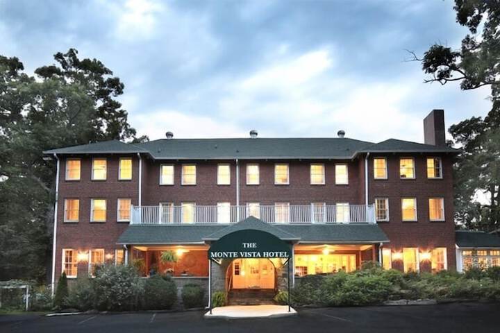 The Monte Vista Hotel