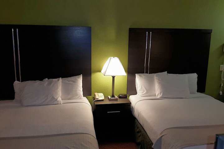 Room 29 of 48