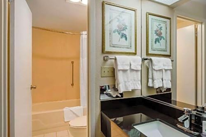 Quality Inn & Suites Lexington