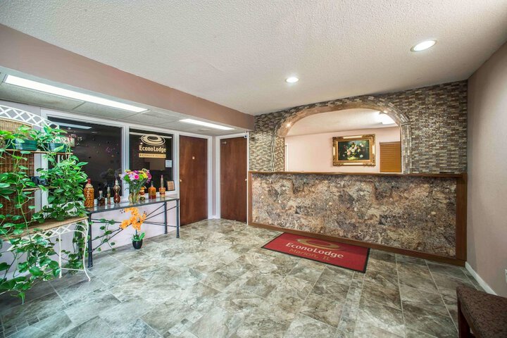 Hotel Interior 14 of 36