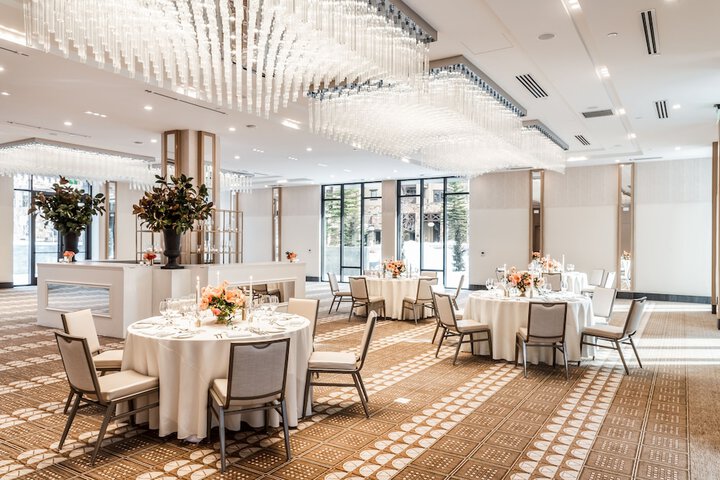Goldener Hirsch Auberge Collection