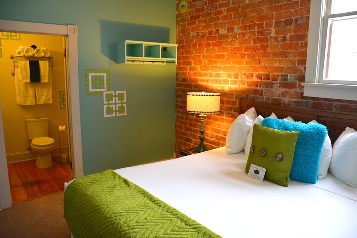 Room 14 of 47