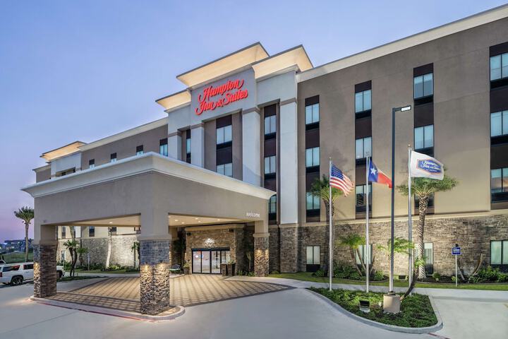 Hotel 2 of 34
