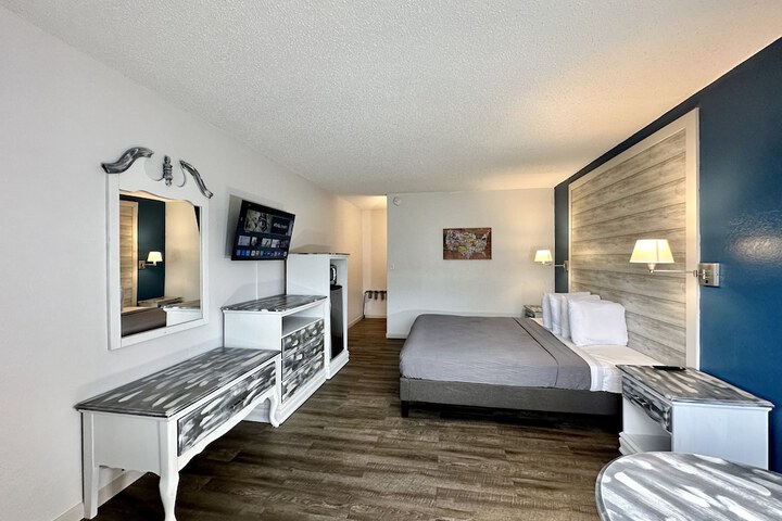 Room 16 of 21