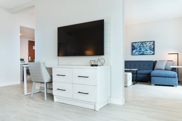 Room 12 of 48