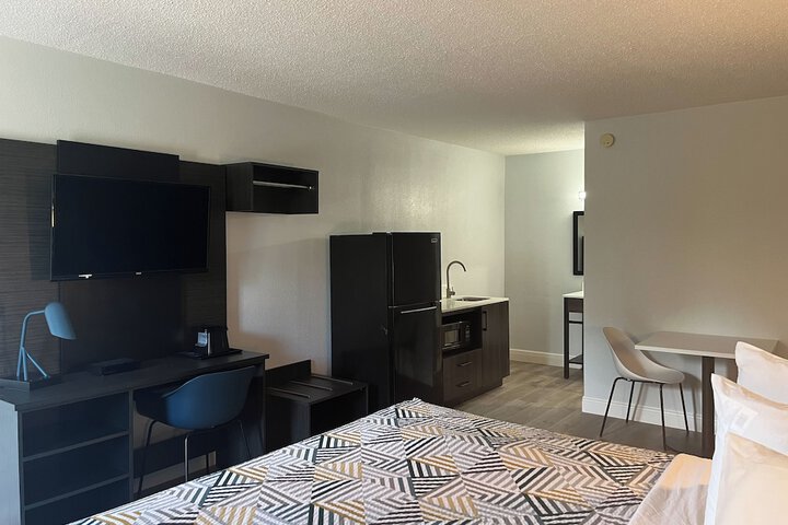 Studio 6 Hammond LA – I12 – I55