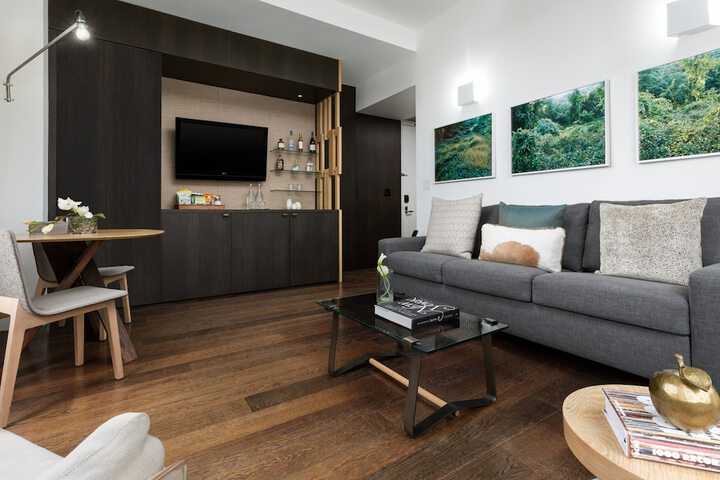 Room 21 of 59