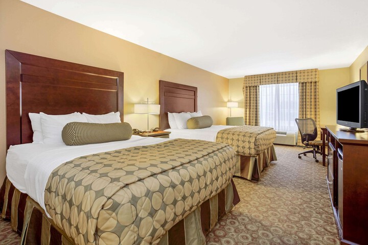 La Quinta Inn & Suites by Wyndham Dickinson