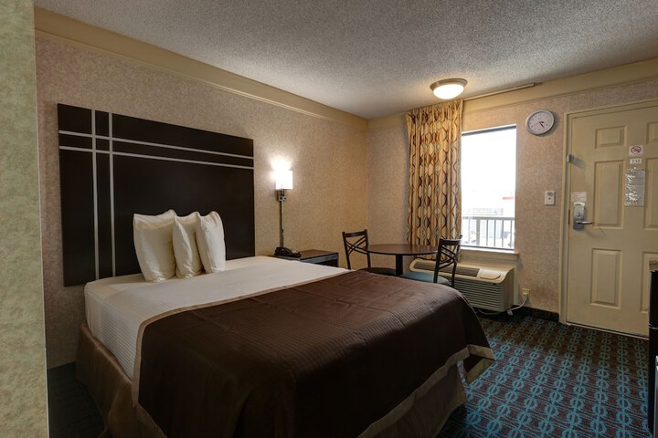 Room 42 of 68