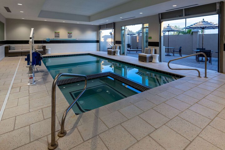 La Quinta Inn & Suites by Wyndham Maricopa - Copper Sky