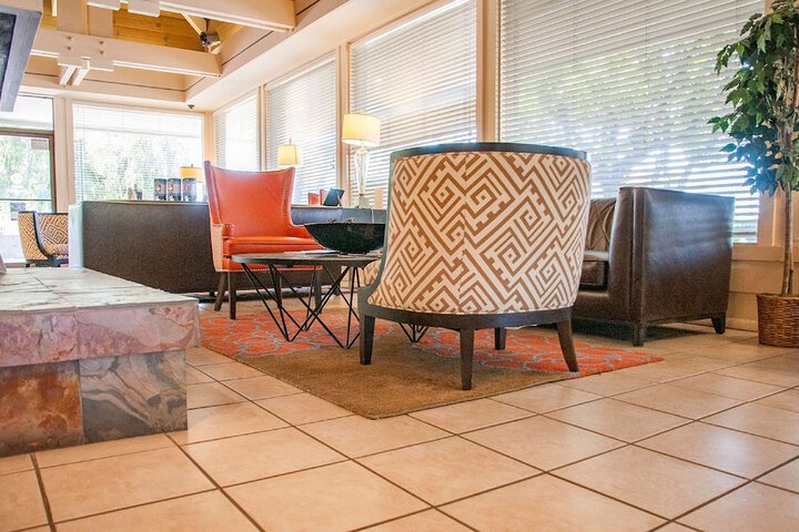 Best Western Village Inn