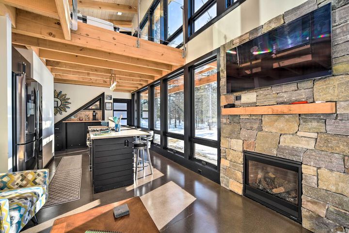 Office & Fire Pit: Waterfront Lake Superior Cabin!