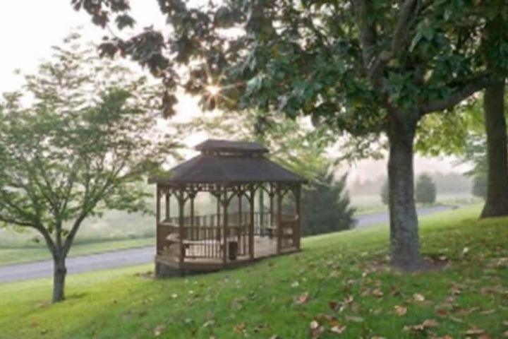 Highland Manor Inn