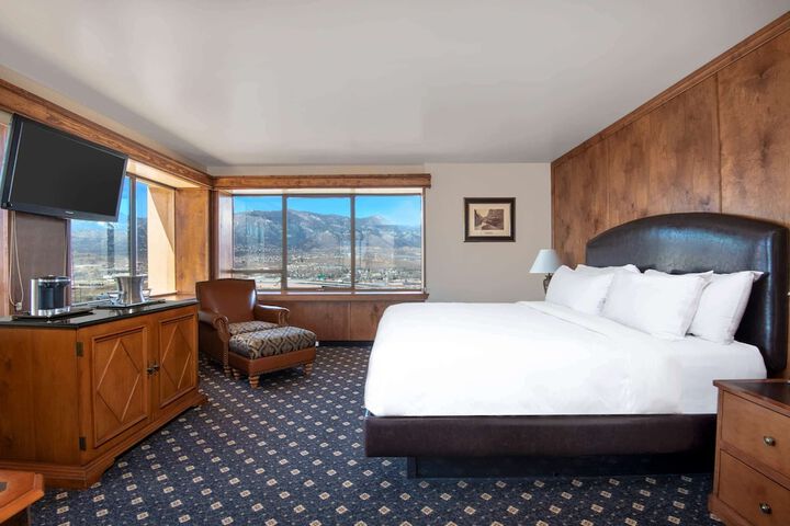 The Antlers a Wyndham Hotel