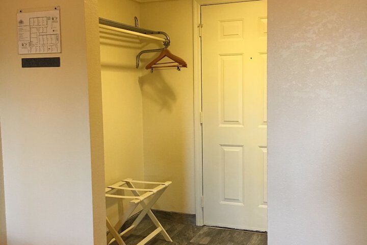 Room 29 of 41