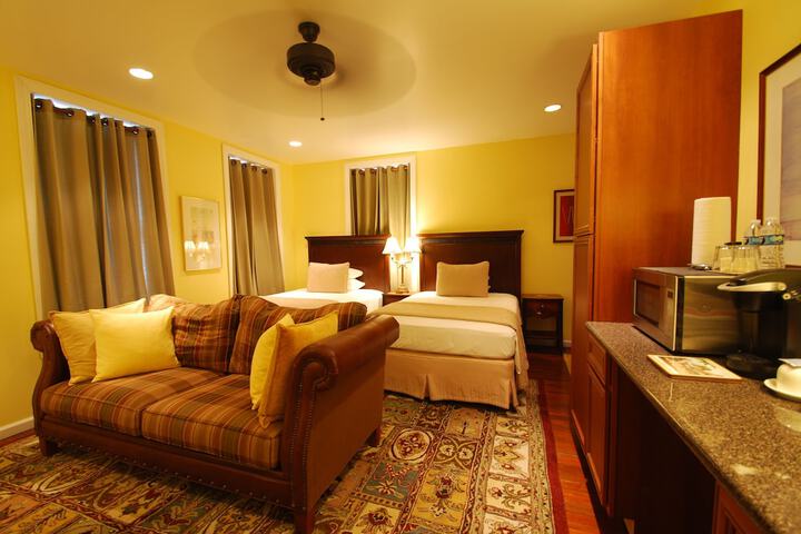Room 9 of 41