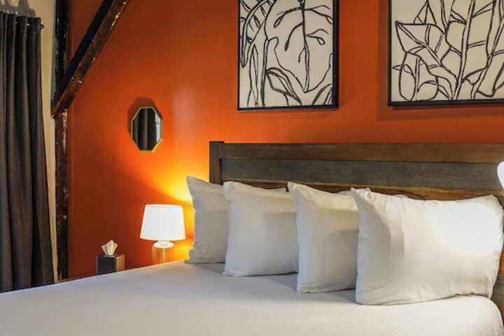 Old Mill Inn