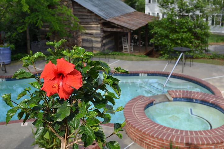 Pool 2 of 33