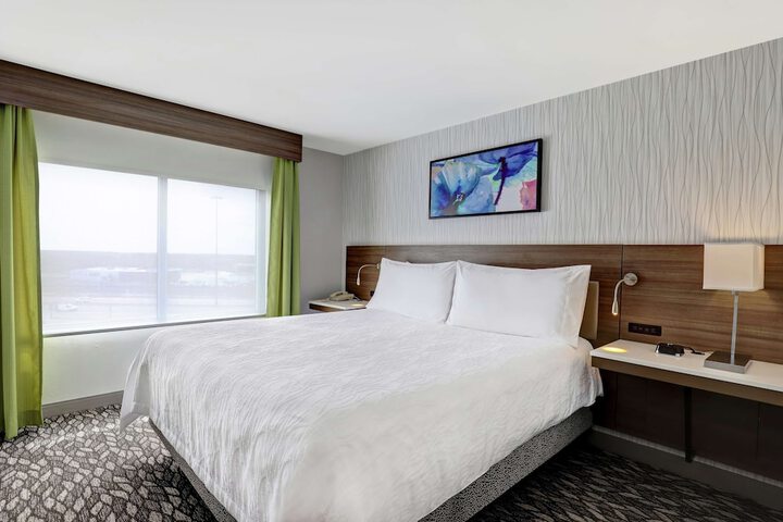Room 19 of 48