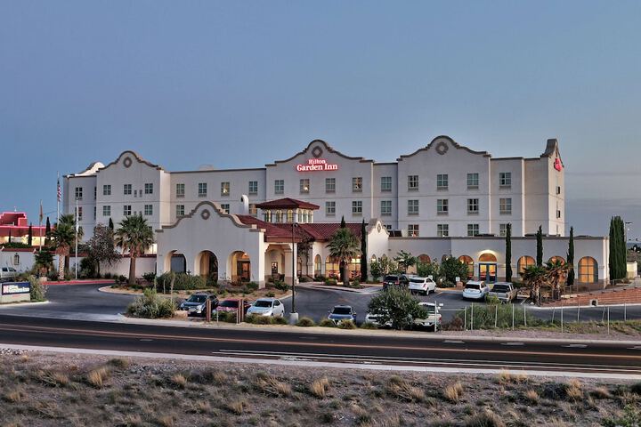Hotel 5 of 53