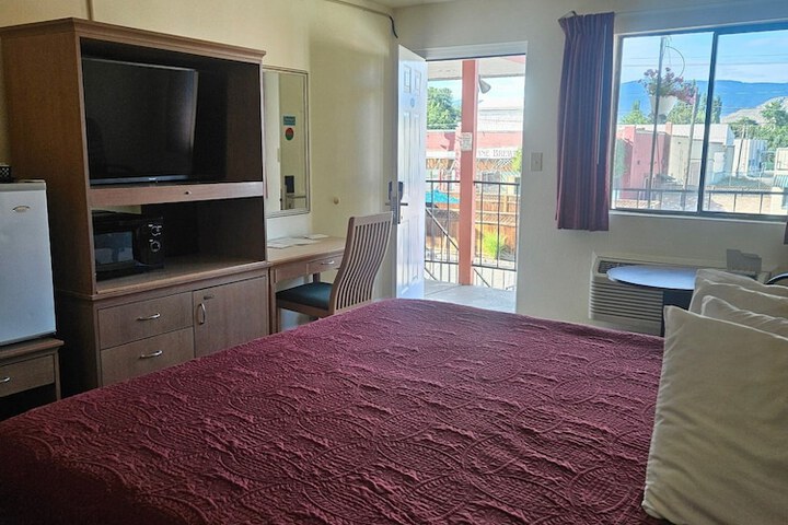 Camaray Motel