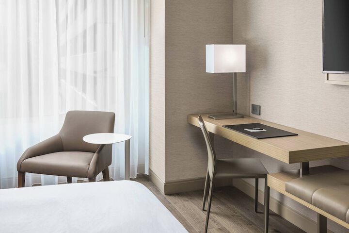 Room 21 of 51