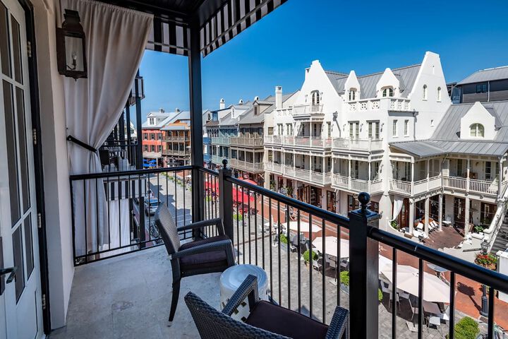 The Pearl Hotel