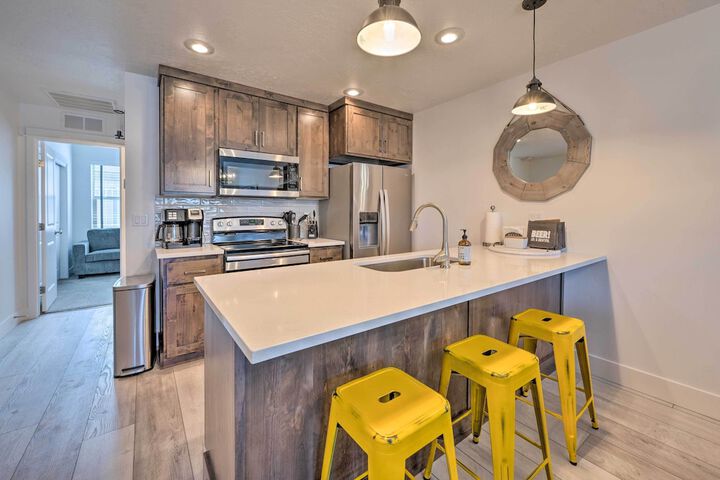 Charming Mccall Townhome: Hike Fish, & Ski!
