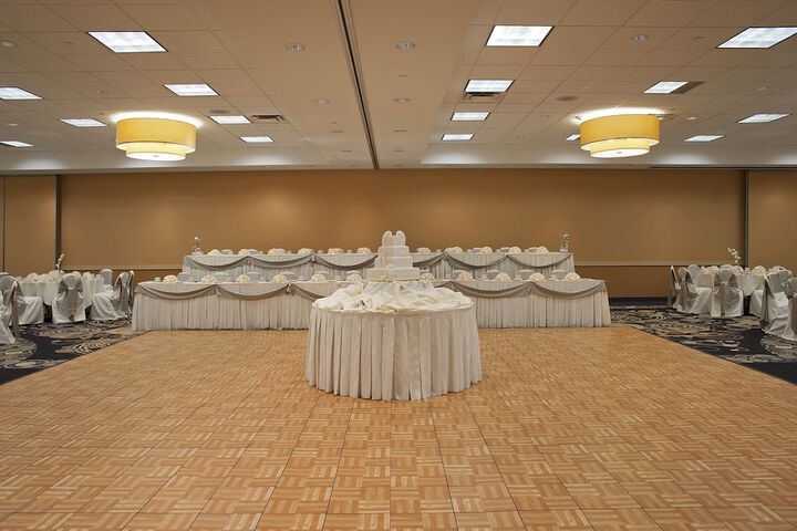 Ballroom/Hall 51 of 56