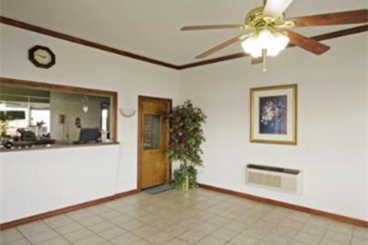 Executive Inn Muldrow