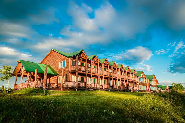 Hotel 3 of 98
