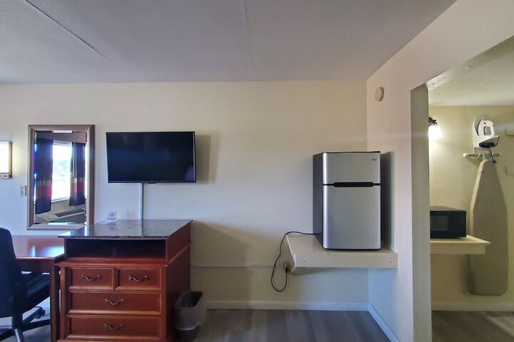 Room 22 of 29