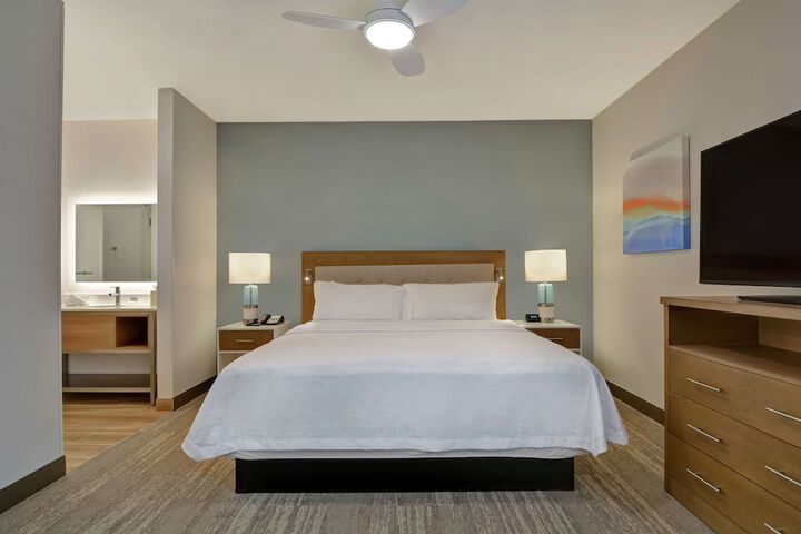 Homewood Suites by Hilton Chula Vista-Eastlake
